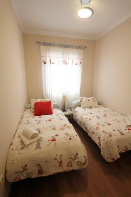 Sevilla Clasica: Amigos Y Familia. Parking Gratis! Экстерьер фото
