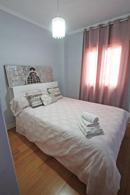 Sevilla Clasica: Amigos Y Familia. Parking Gratis! Экстерьер фото